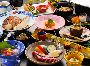 佐賀牛ステーキと鯛のアラ煮付き季節の会席料理